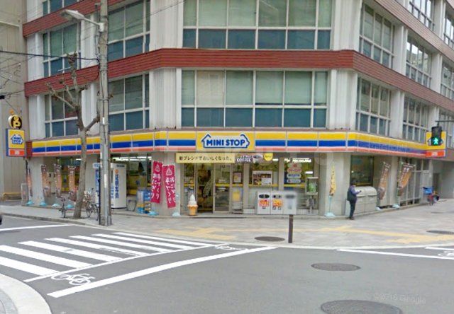 コンビニ　ミニストップ平野町3丁目店（コンビニ）まで163m