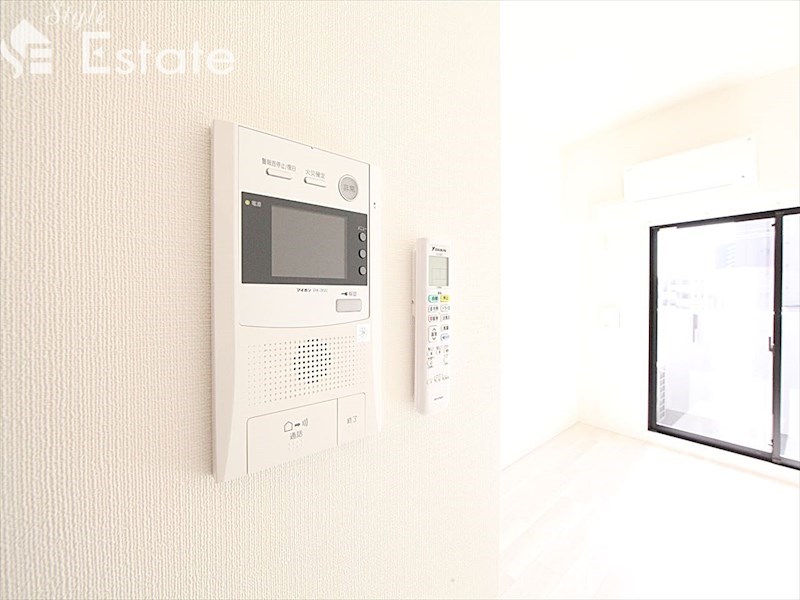 セキュリティ　モニター付きインターホン