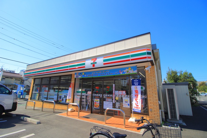 コンビニ　セブンイレブン板橋教育学館前店（コンビニ）まで97m