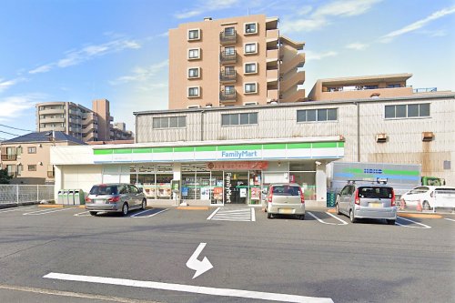 コンビニ　ファミリーマート 浦安北栄四丁目店（コンビニ）まで226m