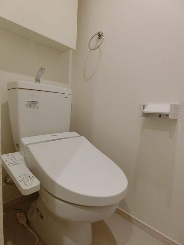 トイレ　落ち着いたトイレです