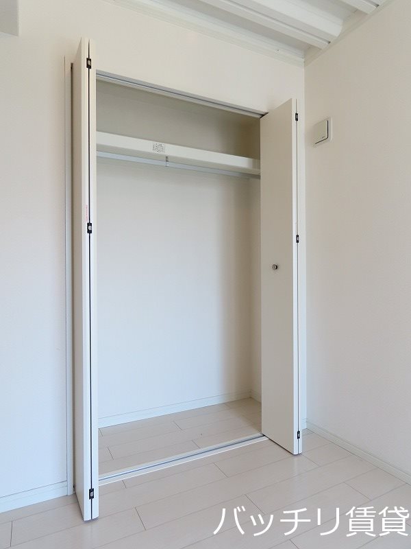 収納　同型イメージの為、現状を優先致します。