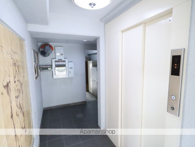 ロビー　ロビー