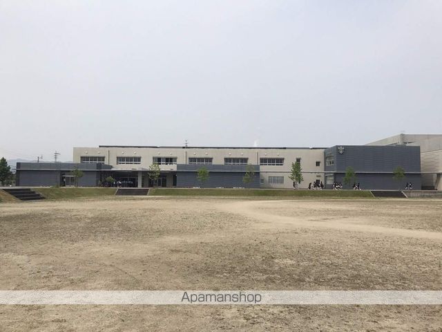 高校・高専　八代白百合学園高等学校（高校・高専）まで1354m