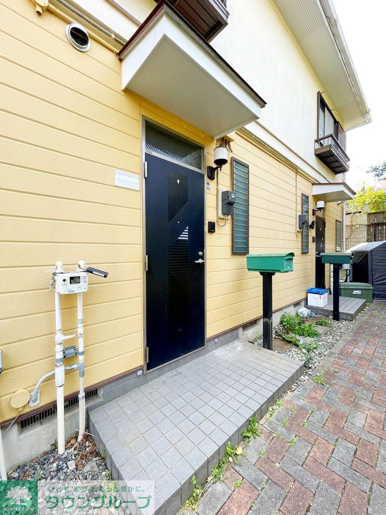 ロビー　駐車場