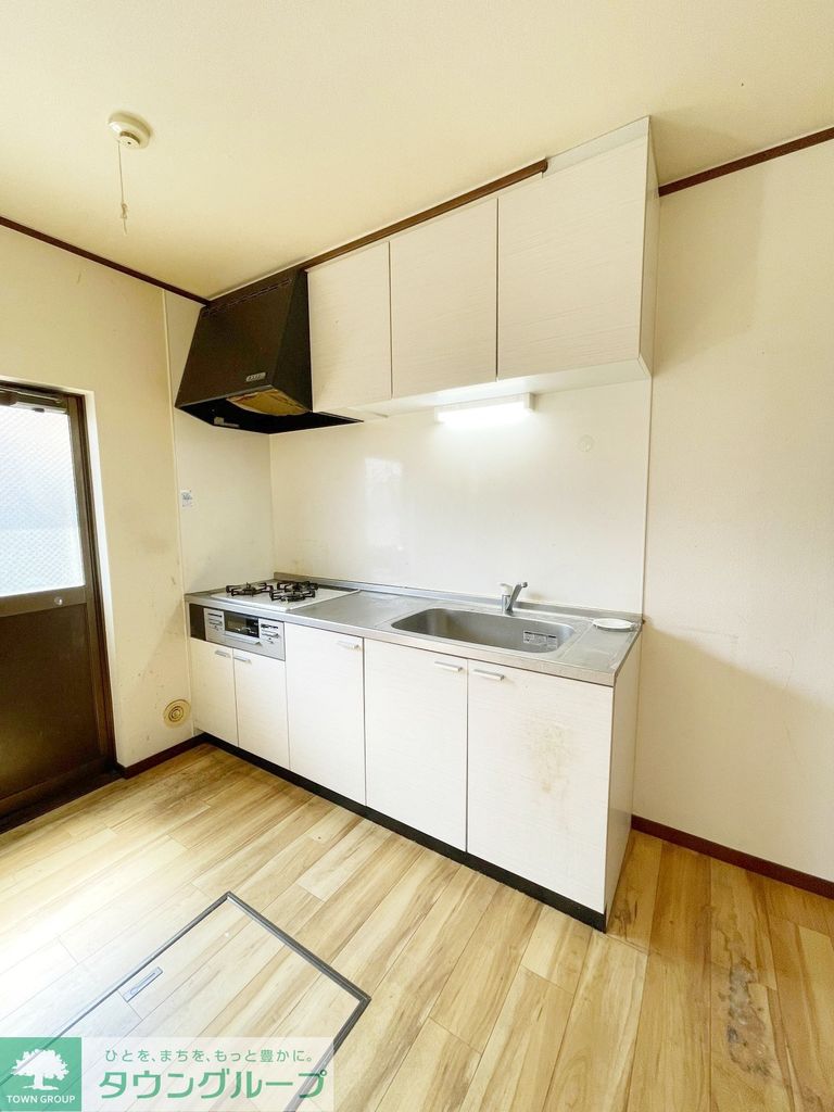 キッチン　駐車場