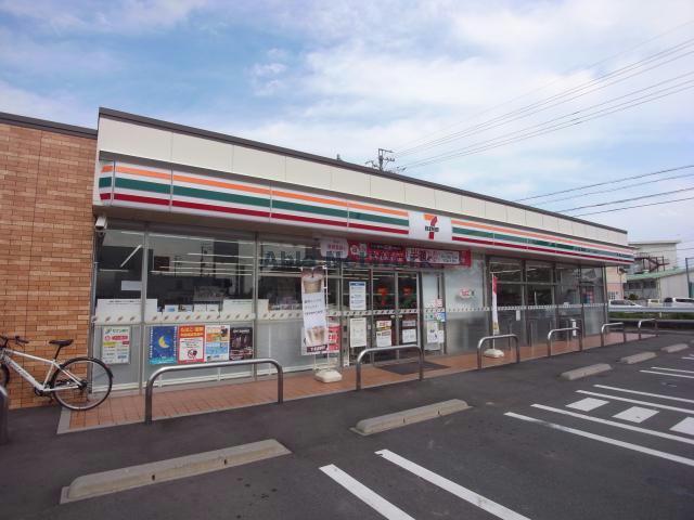 コンビニ　セブンイレブン岐阜北うずら5丁目店（コンビニ）まで523m