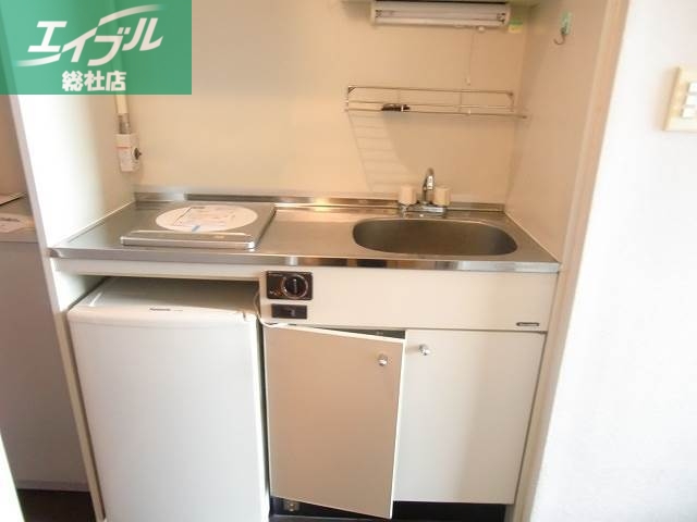 キッチン　同タイプのお部屋の写真です