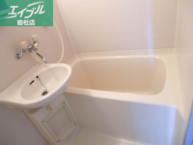 バス・シャワールーム　同タイプのお部屋の写真です