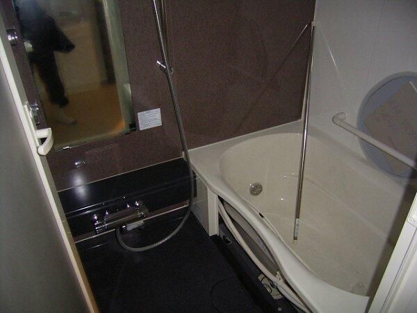 バス・シャワールーム　バス