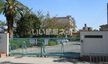 中学校　深井中学校（中学校）まで1334m