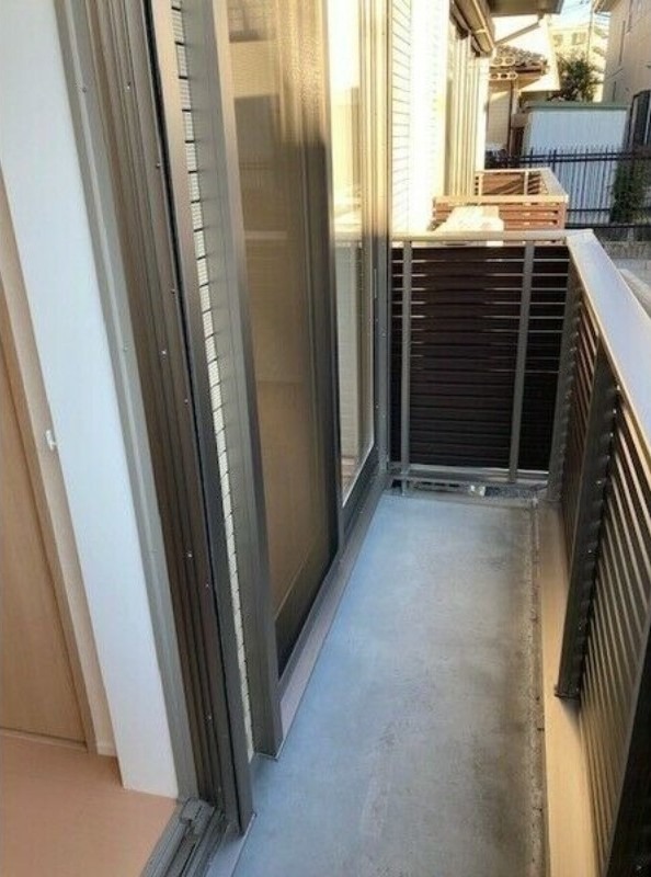 バルコニー　図面と現状に相違がある場合には現状を優先