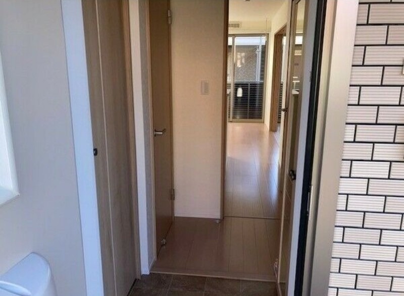 玄関　図面と現状に相違がある場合には現状を優先