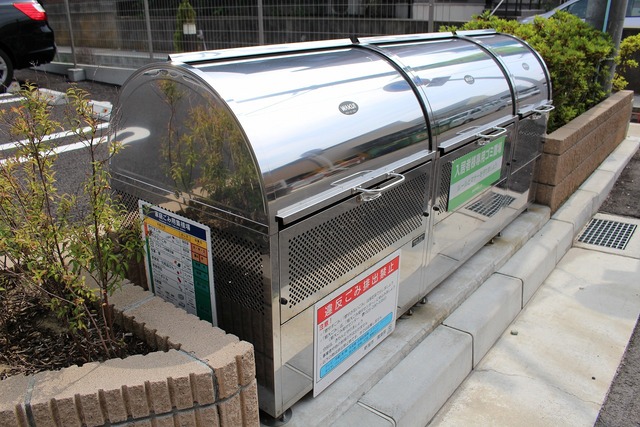その他共有部分　ゴミステーションは敷地内です♪