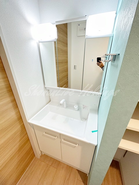 洗面設備　オシャレな清潔感のある洗面所♪