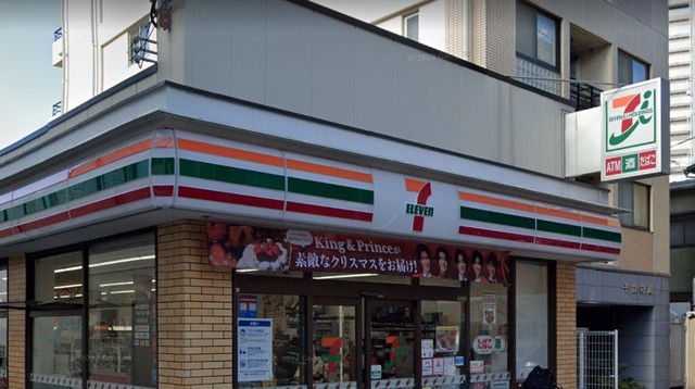 コンビニ　セブンイレブン千住仲町店（コンビニ）まで345m