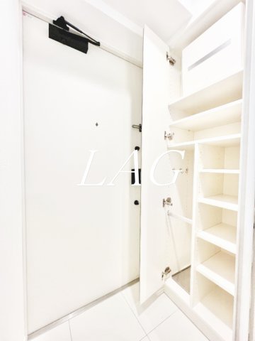 玄関　玄関です。