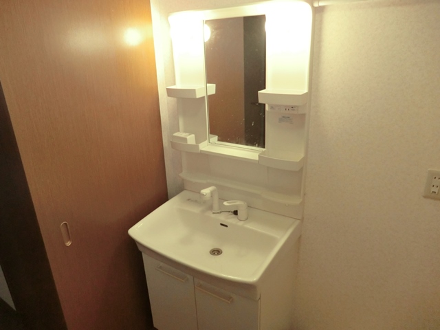 洗面設備　独立洗面化粧台付きでおすすめです！