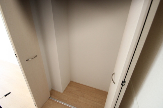 収納　※別部屋の写真です