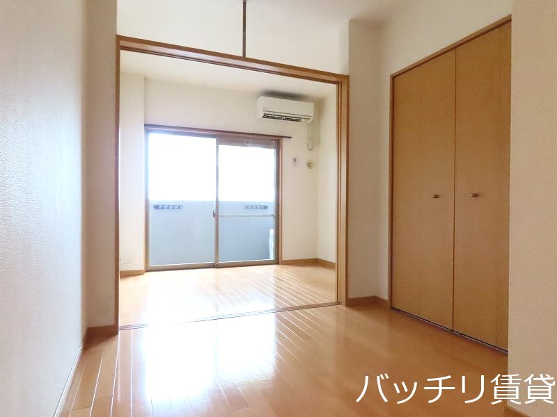 居室・リビング　画像は別号室タイプの為、現状を優先致します。