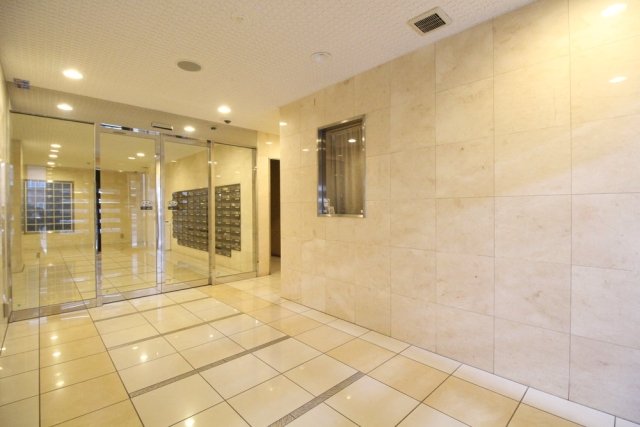 ロビー　エントランスです