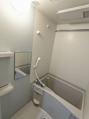 バス・シャワールーム　日々の暮らしに欠かせないお風呂です