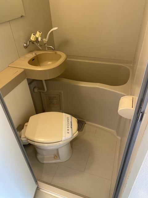 バス・シャワールーム