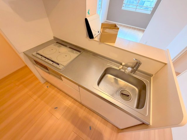 キッチン　作業のしやすい広めのキッチンです。