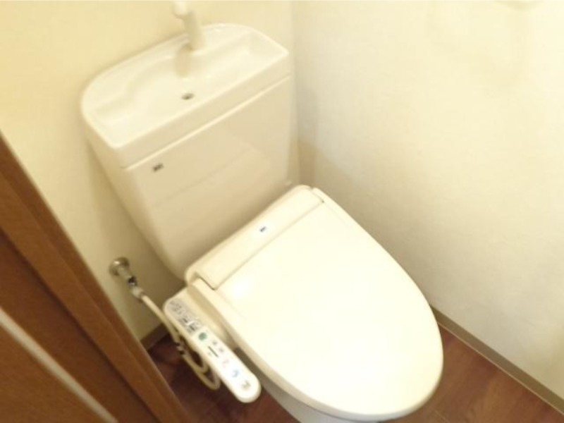 トイレ　図面と現状に相違がある場合には現状を優先．．．