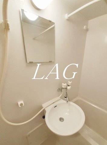 洗面設備　洗面台です。