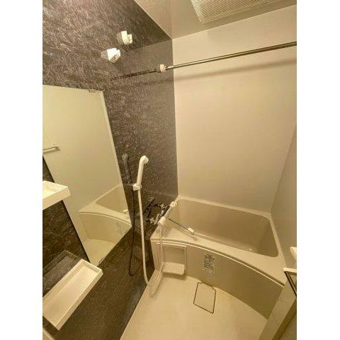 バス・シャワールーム　清潔感のあるバス♪