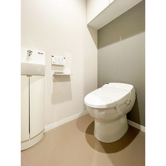 トイレ　コンパクトで使いやすいトイレです