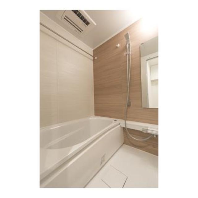 バス・シャワールーム　※写真は同タイプ住戸です。