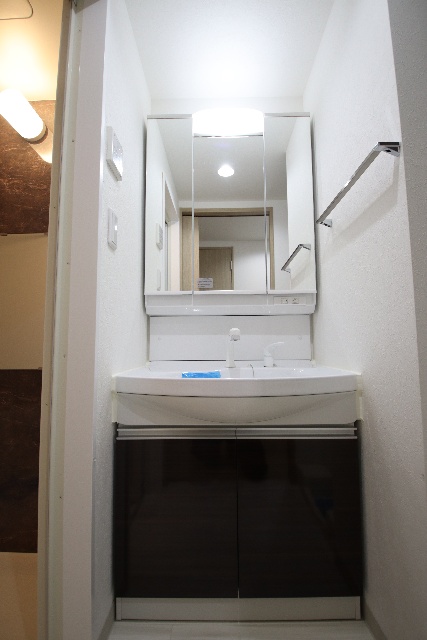 洗面設備　※別室の参考写真の為、現況優先です。