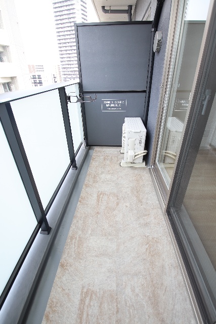 バルコニー　※別室の参考写真の為、現況優先です。