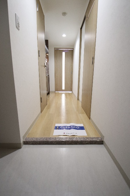 玄関　※別室の参考写真の為、現況優先です。