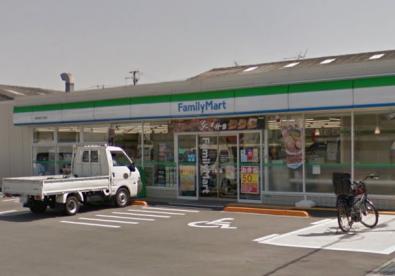 コンビニ　ファミリーマート 加美東四丁目店（コンビニ）まで424m