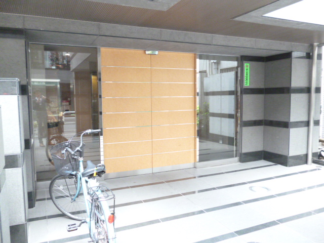 エントランス　エントランス