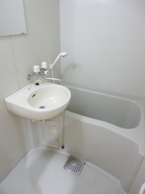 バス・シャワールーム　バス