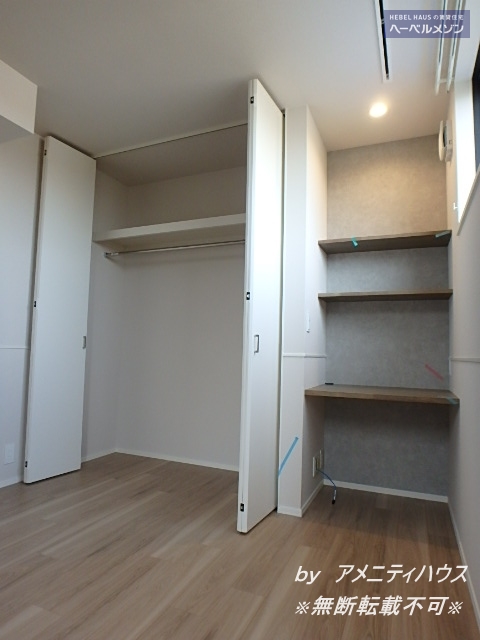 収納　●収納は使い勝手のよいクローゼットタイプ。