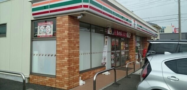 コンビニ　セブンイレブン横浜東俣野町店（コンビニ）まで258m