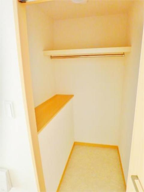収納　ウォークインクローゼット