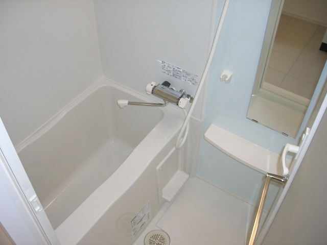 バス・シャワールーム　浴室乾燥機