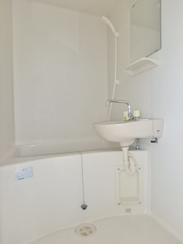 バス・シャワールーム　図面と現状に相違がある場合には現状を優先