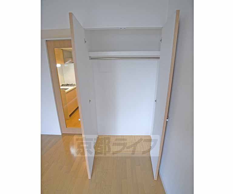 収納　収納付き。