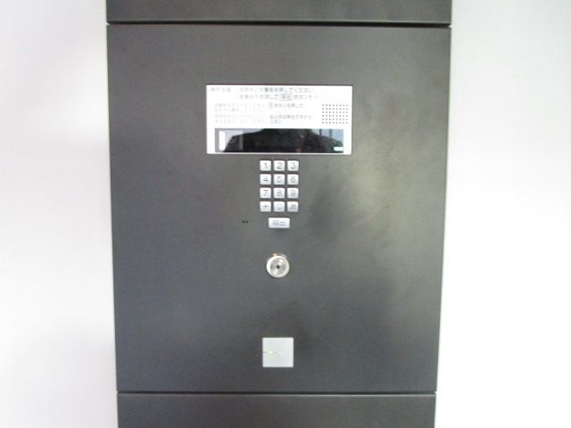 セキュリティ　エントランス