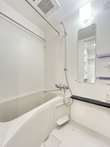 バス・シャワールーム　きれいなお風呂です