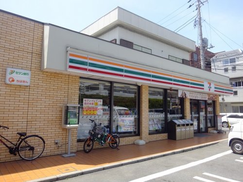 コンビニ　セブンイレブン 市川大洲店（コンビニ）まで575m