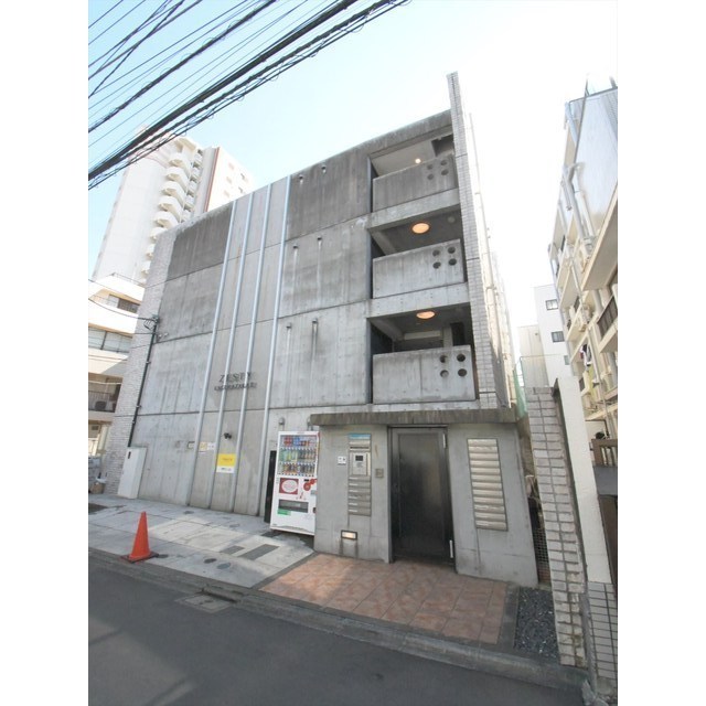 建物外観　外はこのようになっています