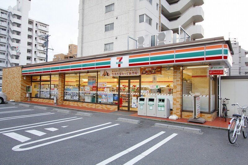 コンビニ　セブンイレブン名古屋植田3丁目店（コンビニ）まで127m